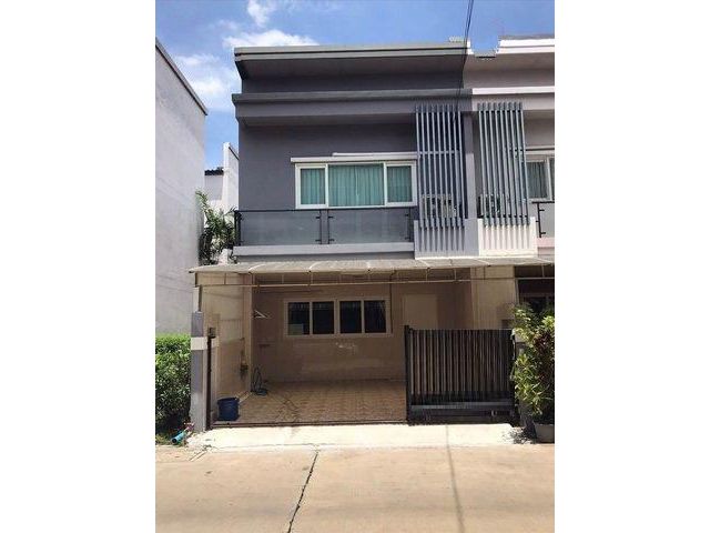 FPL 384  ให้เช่า ทาวน์โฮม 2 ชั้น หลังมุม พัฒนาการ 44 ดิ Exclusive Village