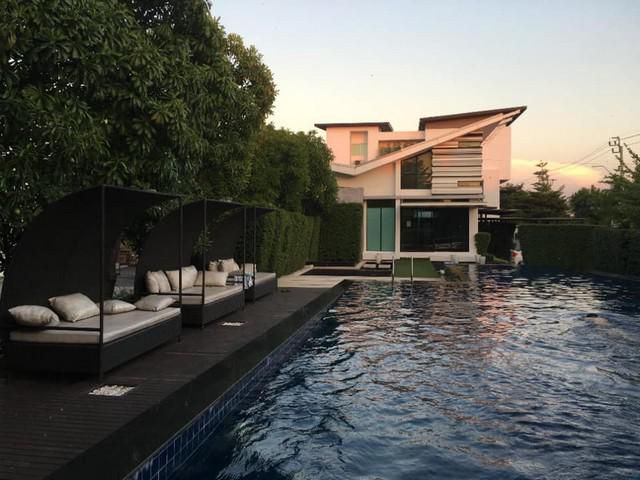 ขายบ้านเดี่ยวโครงการ :  หมู่บ้าน Nirvana Icon