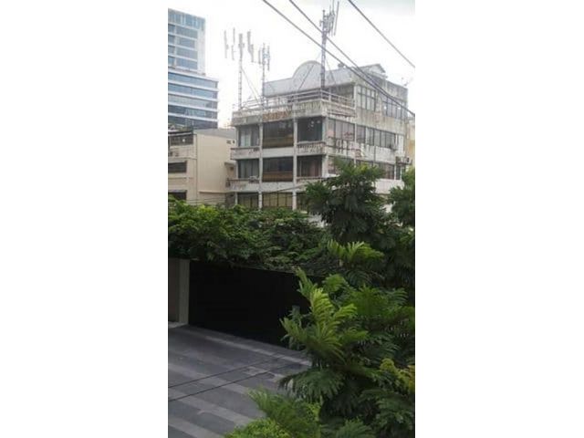 ให้เช่าอาคารพาณิชย์ 2 ชั้น จำนวน 3 คูหา พื้นที่ใช้สอยรวม 350 ตรม. บางรัก กรุงเทพ โทร 087 676 2801