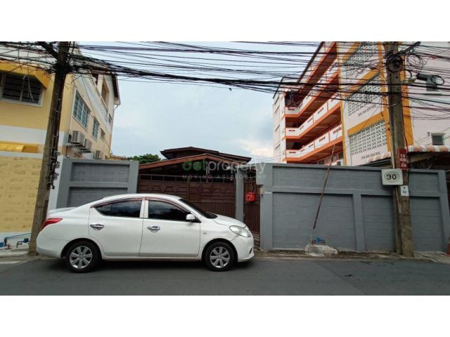 PR559ขายที่ดินพร้อมสิ่งปลูกสร้าง 94ตรว. ซอยรัชดา36 กรุงเทพฯ