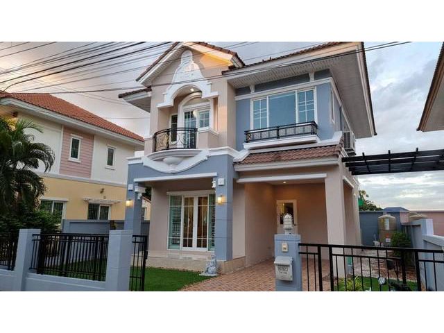 ขายด่วนขายบ้านเดี่ยวหมู่บ้านเดอะวิลล่าท่าอิฐ