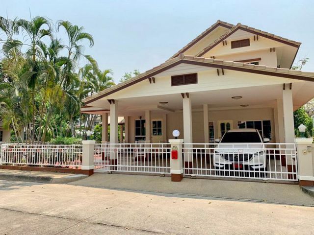 ขายบ้านในโครงการ แลนด์ แอนด์ เฮ้าส์ แม่โจ้ ขนาด 67 ตร.วา