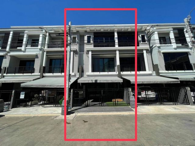 PJTH383 ขายทาวน์โฮม 3ชั้น โครงการ "บ้านกลางเมือง สุขสวัสดิ์"
