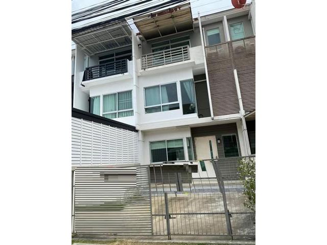 ให้เช่าทาวน์โฮม3ชั้นย่านกรุงเทพกรีฑา หัวหมาก Baanmai Praram 9- Srinakarin กรุงเทพกรีฑา ซอย 7