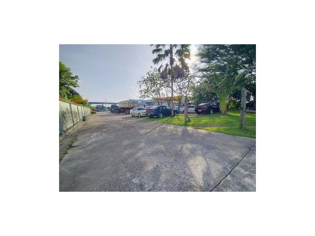 ที่ดิน เนื้อที่ 6 ไร่ 2 งาน 30 ตารางวา