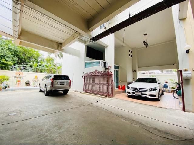 ให้เช่า ขาย ทาวน์โฮม ถนนพหลโยธิน อารีย์สัมพันธ์2