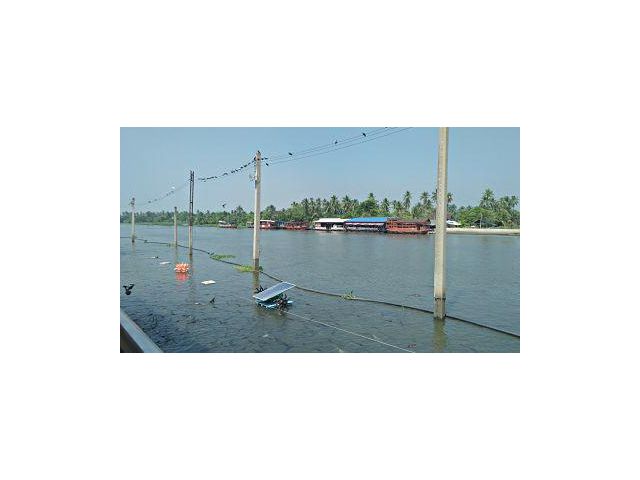 Land with House almost 2 Rai for sale Bangphlat