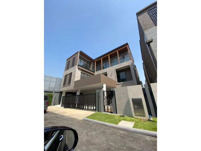 ขายบ้านเดี่ยว 3ชั้น Vana residence (วนาเรสซิเด้นซ์) พระราม9-ศรีนครินทร์ Type C ใหม่ไม่เคยเข้าอยู่