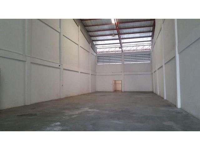 ให้เช่าโกดังโรงงาน พื้นที่ 620 ตรม บางพลีใหญ่