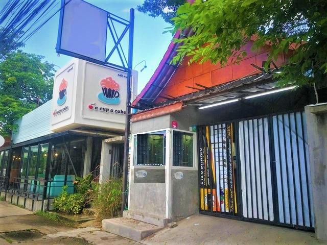 PKให้เช่าพื้นที่ทำ ร้านอาหาร 150 ตรม. ติดถนนนาคนิวาส7 ย่านลาดพร้าว 71 ออกโชคชัย 4 ได้ มีครัวพร้อม ห้องพักพนักงานและห้องน