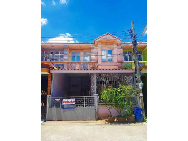 ขาย ทาวน์โฮม 2 ชั้น บ้านรื่นฤดี 3 4 ห้องนอน