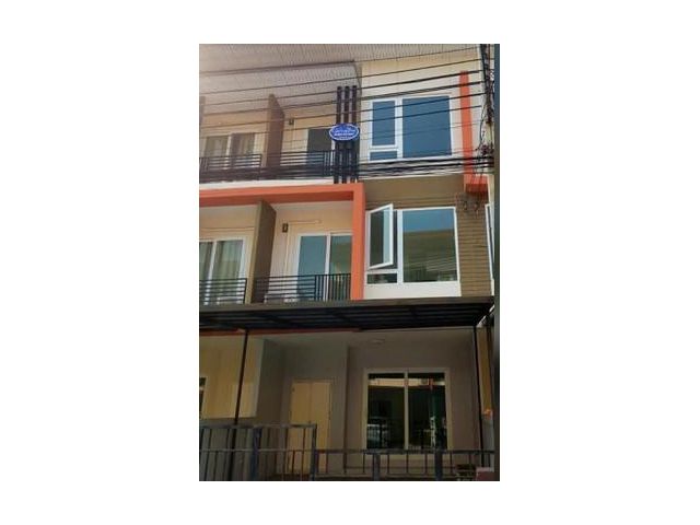 ทาวน์โฮม 3 ชั้น The Trust เกษตรนวมินทร์-นวลจันทร์
