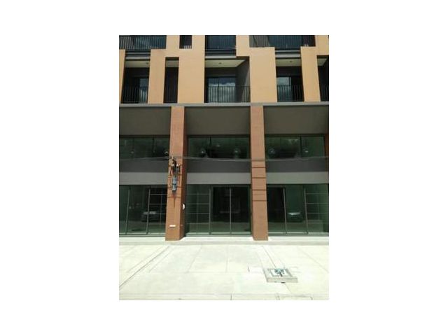 อาคารพาณิชย์ 3.5 ชั้น Siri Avenue เพชรเกษม 81