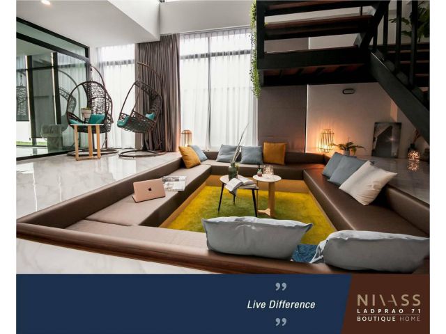 Nivass Ladprao 71 (นิวาสส์ ลาดพร้าว 71) ขนาด 45 ตารางวา พื้นที่ใช้สอย 330 ตารางเมตร 3 ห้องนอน 4 ห้องน้ำ จอดรถได้ถึง 4 คั
