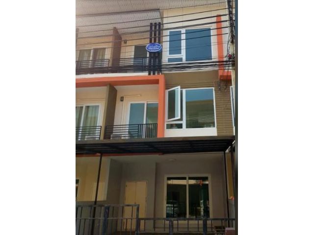 ให้เช่าทาวน์โฮม3 ชั้น เกษตรนวมินทร์ นวลจันทร์6