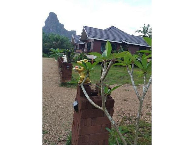 ขายที่ดิน พร้อมบ้านพัก รีสอร์ท