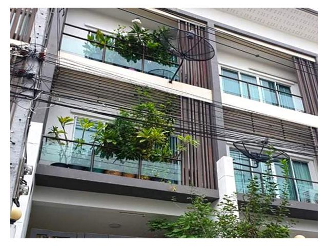 ขายทาวน์โฮม ซ.ลาดพร้าว110 แยก1(AOL-F81-2107004260)