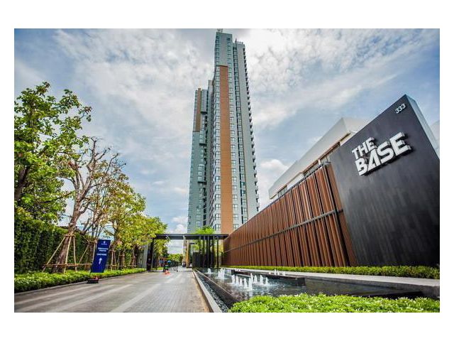 ขายด่วน ขายขาดทุน!!!  คอนโด The Base Height ขอนแก่น​ ใกล้เซ็นทรัล