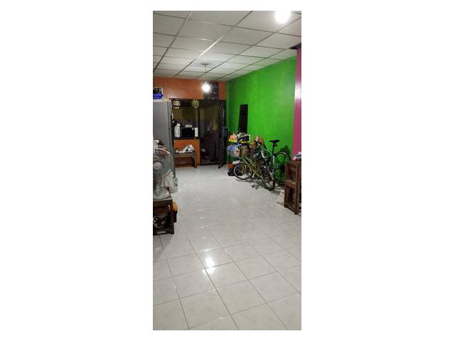 ทาวน์เฮ้าส์ 2 ชั้น หมู่บ้าน ธีรวรรณ ซอยลาดพร้าว 63