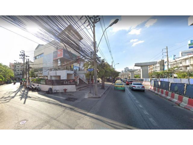 ด่วน! ขายที่ดินเปล่าแปลงสวย ราคาถูก ถนนลาดพร้าว 5 นาทีจาก MRT ภาวนา