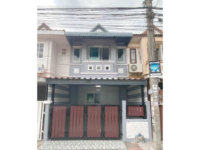 ขายทาวน์เฮาส์ 2 ชั้น #หมู่บ้านเคซี 4  แต่งใหม่พร้อมอยู่ บรรยากาศเงียบสงบ ร่มรื่น สิ่งอำนวยความสะดวก