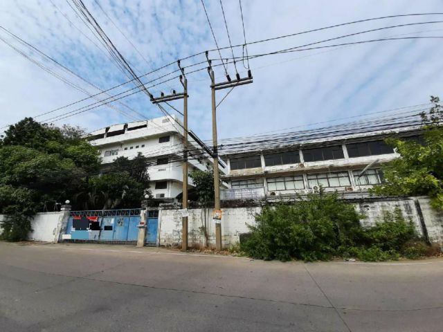 ขายโรงงานถนนเพชรเกษม อำเภอสามพราน นครปฐม 2-2-80 ไร่ ตำบลอ้อมน้อย