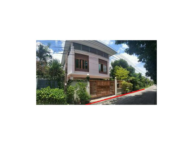 บ้านเดี่ยวสร้างเอง 2 ชั้น 100 ตารางวา เขตจตุจักร