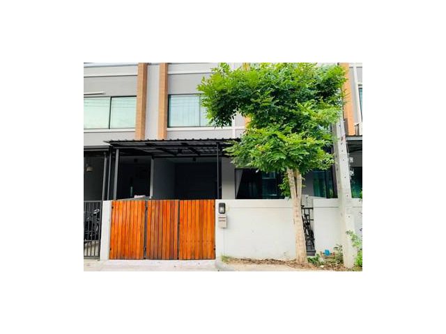 ทาวน์โฮม 2 ชั้น S Gate แจ้งวัฒนะ-กาญจนาภิเษก