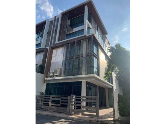 PR649ขายอาคารโฮมออฟฟิศ 4ชั้นครึ่ง 43.8ตรว หน้ากว้าง9.4 เมตร โครงการJade Height Sathorn-Rama3 Private Zone