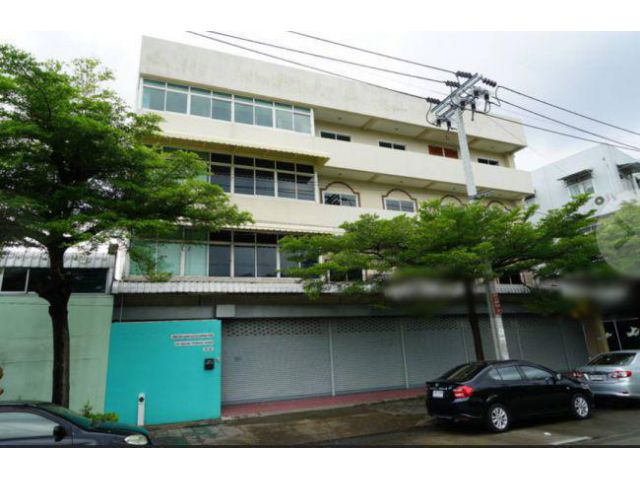 PR651ให้เช่าอาคารสำนักงาน 4 ชั้นถ. สาธุประดิษฐ์ (พระราม 3) ด้วยขนาด 650 ตรม โดยประมาณ เขตยานนาวา กรุงเทพมหานคร