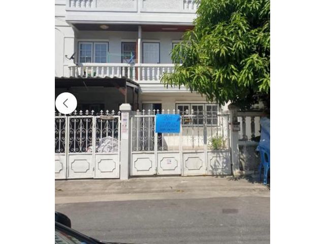 ให้เช่าทาวน์เฮ้าส์ 2 ชั้น หมู่บ้านไพโรจน์ บางนา