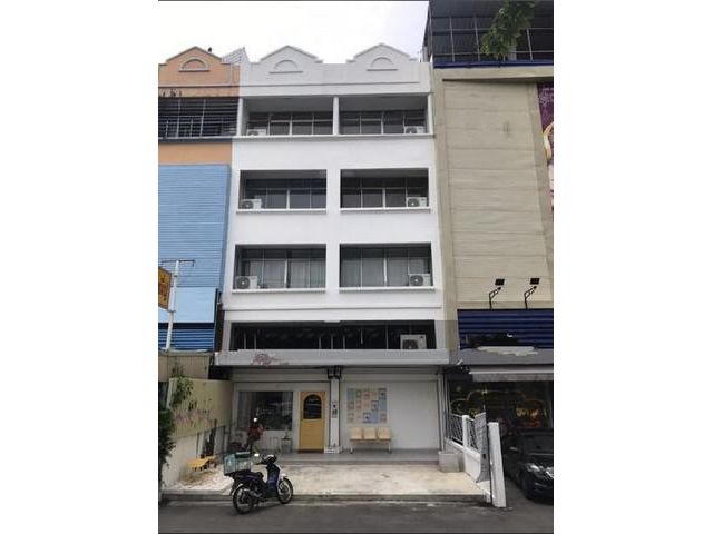 ให้เช่าอาคารพาณิชย์ติดถนนตลาดธนะสินนวมินทร์ 68