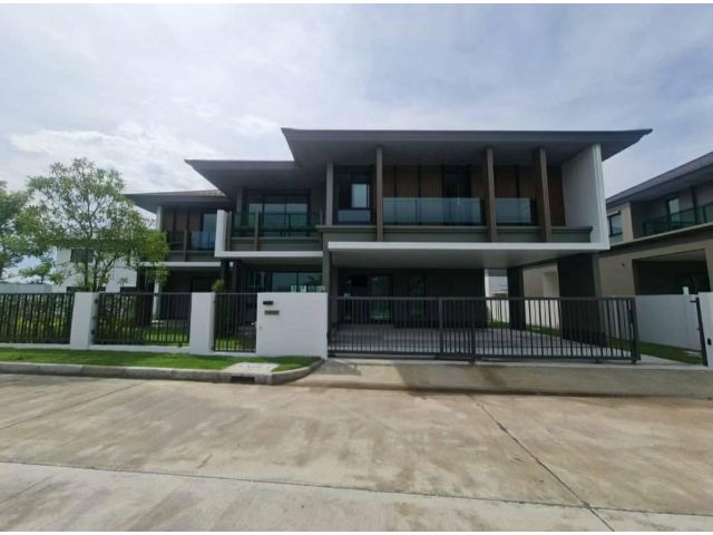 ขายบ้านเดี่ยว บุราสิริ บางนา Burasiri Bangna บ้านใหม่มาก + บ้านหัวมุม + วิวคลอง บ้านเดี่ยวขนาด 115.6 ตรว พื้นที่ใช้สอย 2
