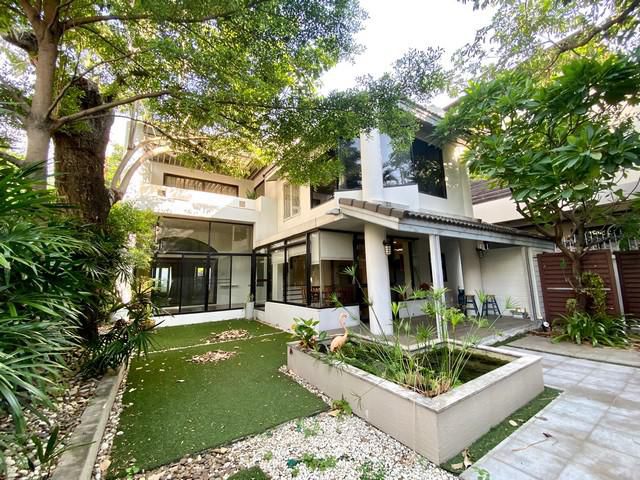 ให้เช่า For Rent Detached house 3beds,3storeys.