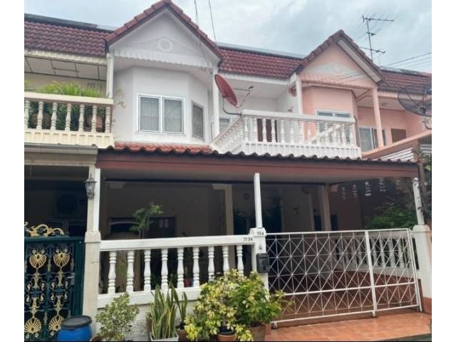 ขายทาวน์เฮาส์ 2 ชั้น ม.เรือนแก้ว ซ.ลาดปลาเค้า50