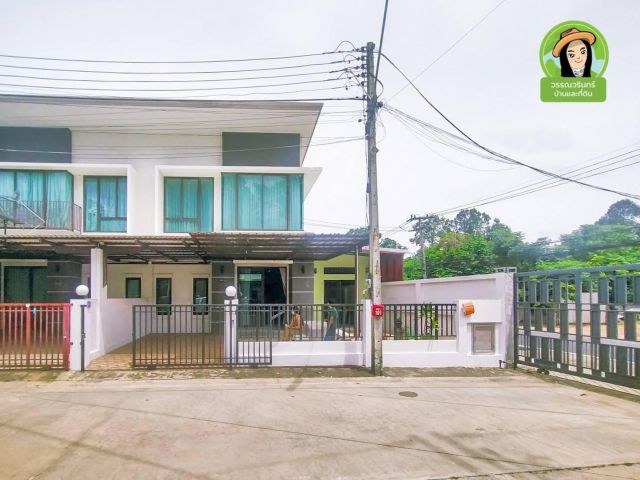 ทาวน์โฮม The Icon ใกล้โรงเรียนเบญจะมะฯ เพียง 2.9 ล้าน