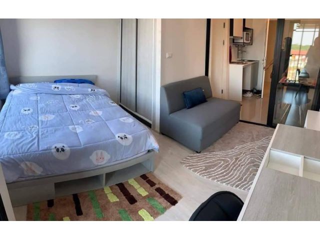 R7  Escent Ville Condo วิวภูเขา พร้อมเฟอร์นิเจอร์