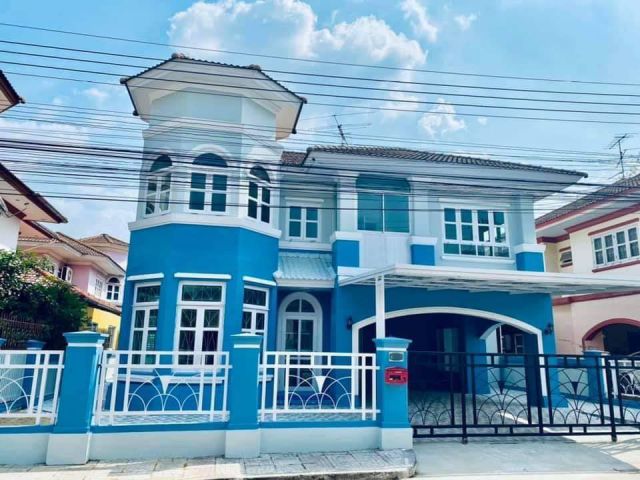 ขาย#หมู่บ้านภัสสร 1 รังสิตคลอง 3 บ้านเดี่ยว 2 ชั้น เดินทาง สะดวกสบายเข้า-ออกได้หลายเส้นทาง