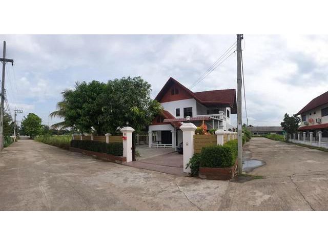 T01461 ให้เช่าบ้านเดี่ยว หลังหัวมุม แถวน้ำแพร่