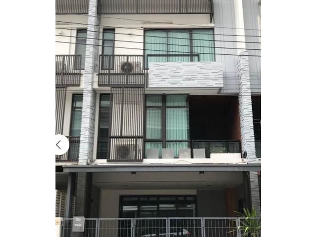 ให้เช่าและขาย ทาวน์โฮม3 ชั้น โครงการ Plex บางนา