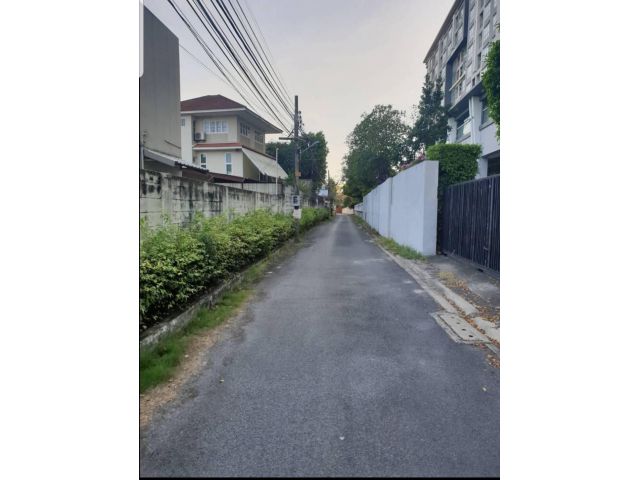 ขายที่ดิน 93 ตรว. ทำเลดีมาก ถมแล้ว ลาดพร้าว36 เข้าเพียง100เมตร เดินทางสะดวก ออกเลียบด่วน ออกบางกะปิ ออกรัชดา ออกลาดพร้าว ออกพหลโยธิน ออก