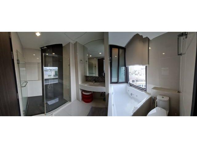 TWR247 RHYTHM SUKHUMVIT 44/1 45 sq.m.