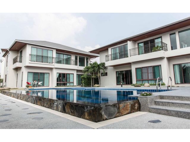 ให้เช่าบ้านเดี่ยว2ชั้นย่านพระราม9  12 ห้องนอน