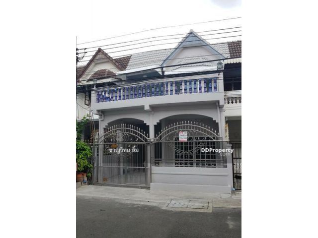 PR681ขายทาวเฮาส์2ชั้น21ประชาราษฎร์บำเพ็ญ20แยก5มีเทอเรส 3นอน2น้ำ1ครัวเครื่องทำน้ำอุ่น2ตัว ฮูดดูดควัน1ตัว รีโนเวทใหม่สวย จ
