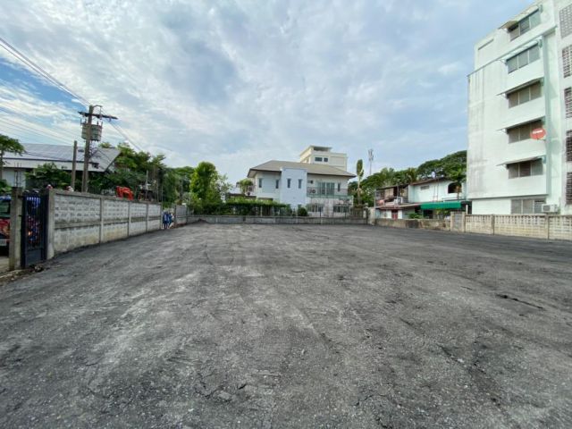 PR688ให้เช่าที่ดิน ขนาด 216 ตรว. พระราม 9 ซอย 41 (ซอยสุขถาวร 1) ด้านหลังเดอะไนน์ พระราม 9