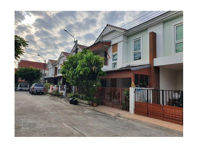 ขาย ทาวน์เฮาส์ 21.5 ตร.ว. ทิพย์พิมานบ้านริมน้ำ บางบัวทอง