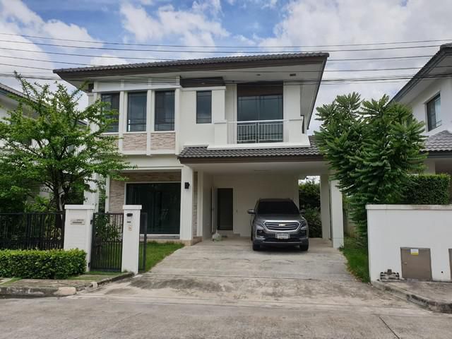 ขายบ้านเดี่ยว 2 ชั้น หมู่บ้านมัณฑนาเลควัชรพล  ถนนสุขาภิบาล5 ซอย63/2  ใกล้ทางด่วน จตุโชติ-วัชรพล -ฉลองรัช