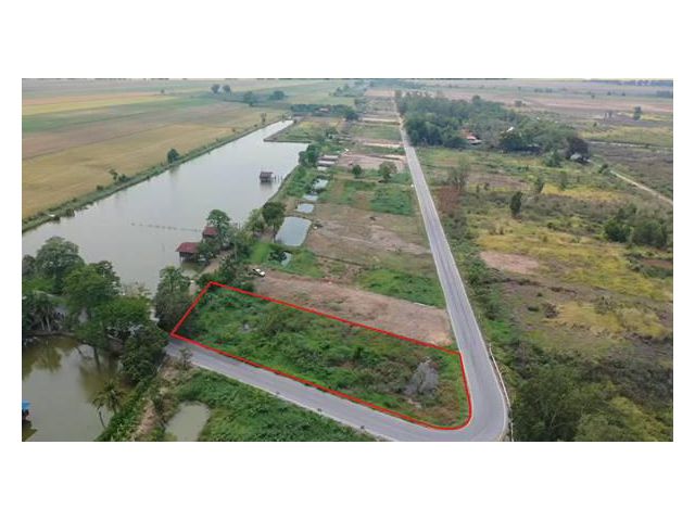 ที่ดินองครักษ์ คลอง15 นครนายก แปลงมุมติดถนนลาดยาง โทร 080-286-4050