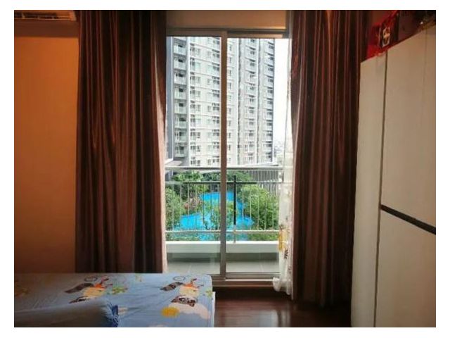R090-157 ขายคอนโด ศุภาลัย ไลท์ สาทร-เจริญราษฎร์ (SUPALAI LITE SATHORN-CHAROENRAT) วิวสระว่ายน้ำ