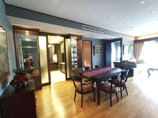 ขายถูก ด่วน! The Madison Sukhumvit 41 ใกล้ BTS พร้อมพงษ์ 2ห้องนอน 2ห้องน้ำ 125sq.m ห้องสวย หายาก 087-907-4045